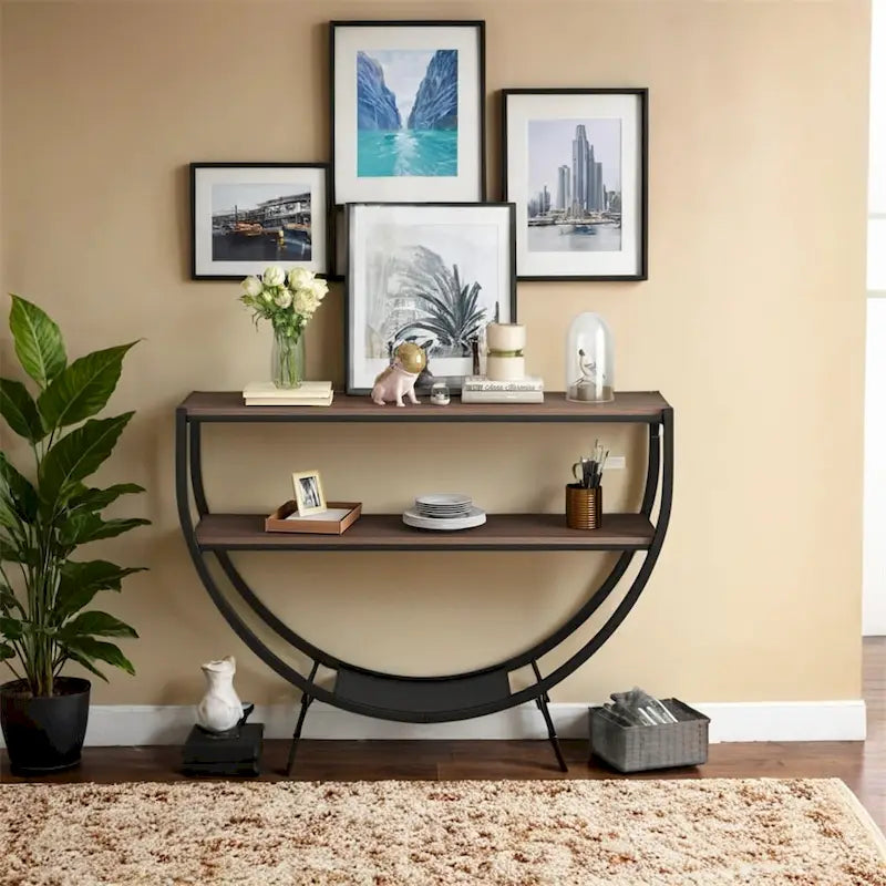 Table console en métal texturé et bois vieilli, forme demi-lune rustique