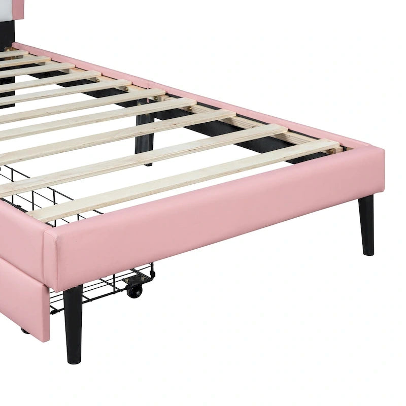 Cama tapizada de princesa con cabecero con corona y cajones