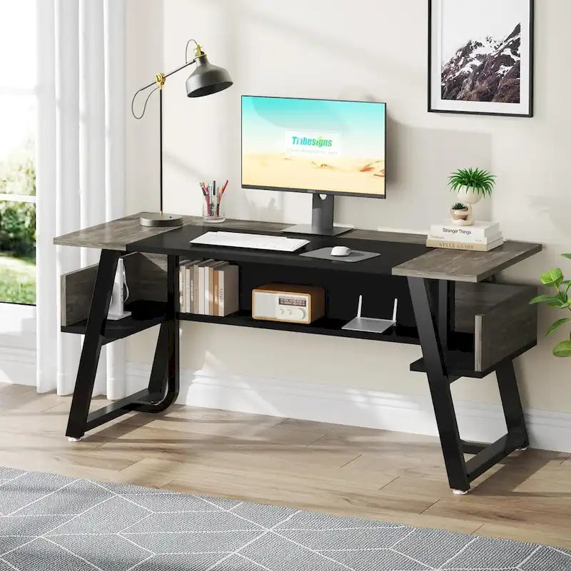 Grand bureau de direction de 63 Inches avec étagères inférieures