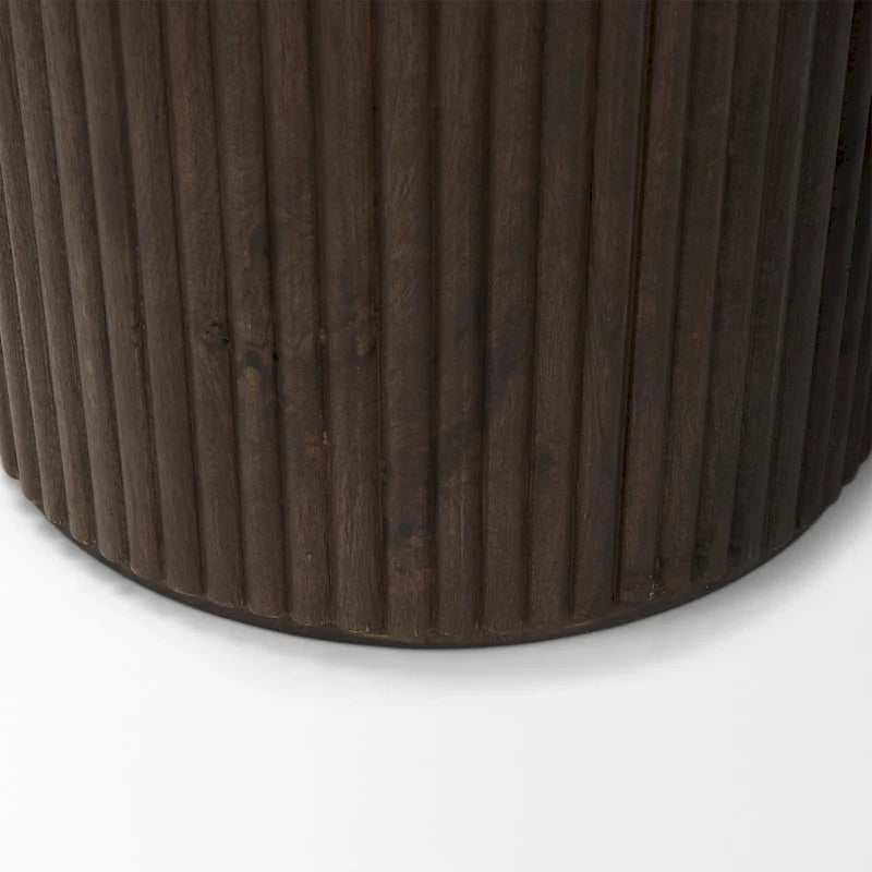 Table d’appoint ronde cannelée en bois massif brun foncé