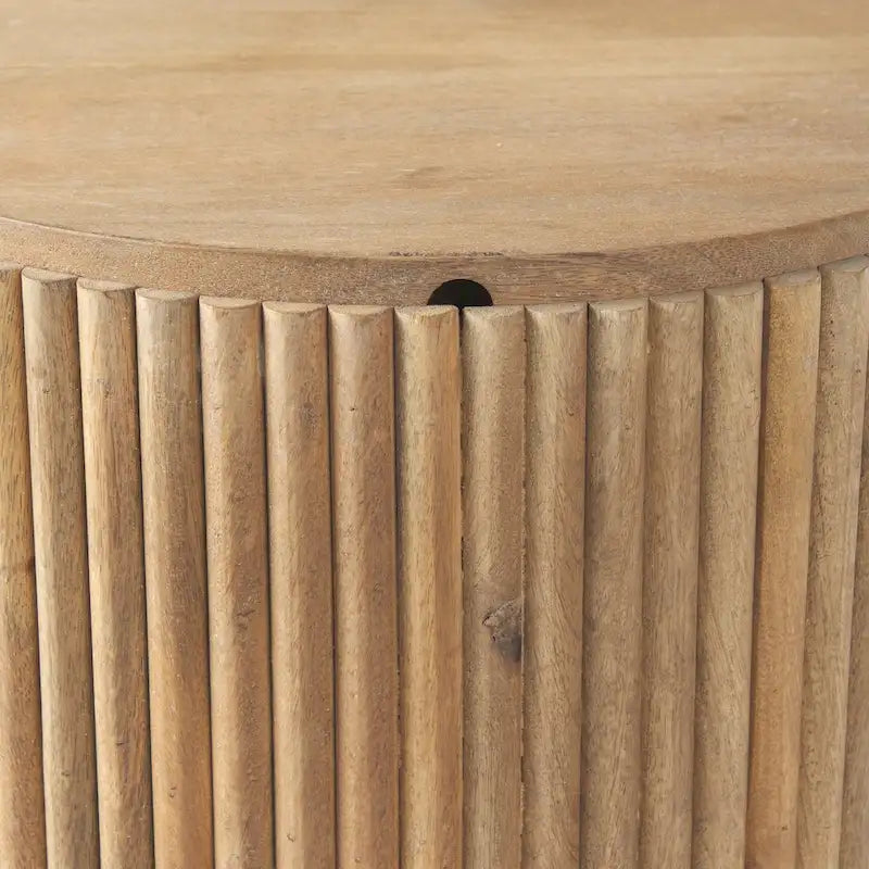 Table d’appoint ronde cannelée en bois massif brun foncé