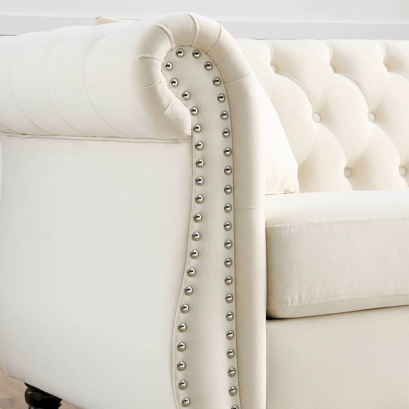 Sala de estar con sofá gris