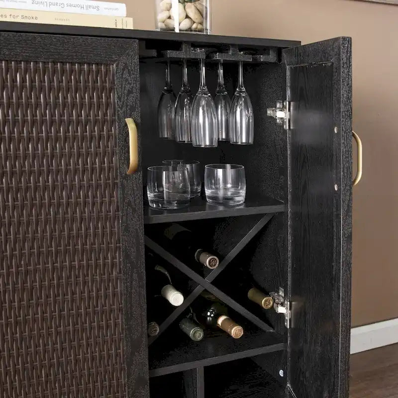 Armoire de bar moderne rustique noire et dorée en faux rotin